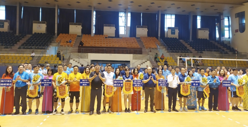 CĐ Tổng Công ty Khoáng sản và Thương mại phối hợp tổ chức giải bóng chuyền hơi nam, nữ năm 2023